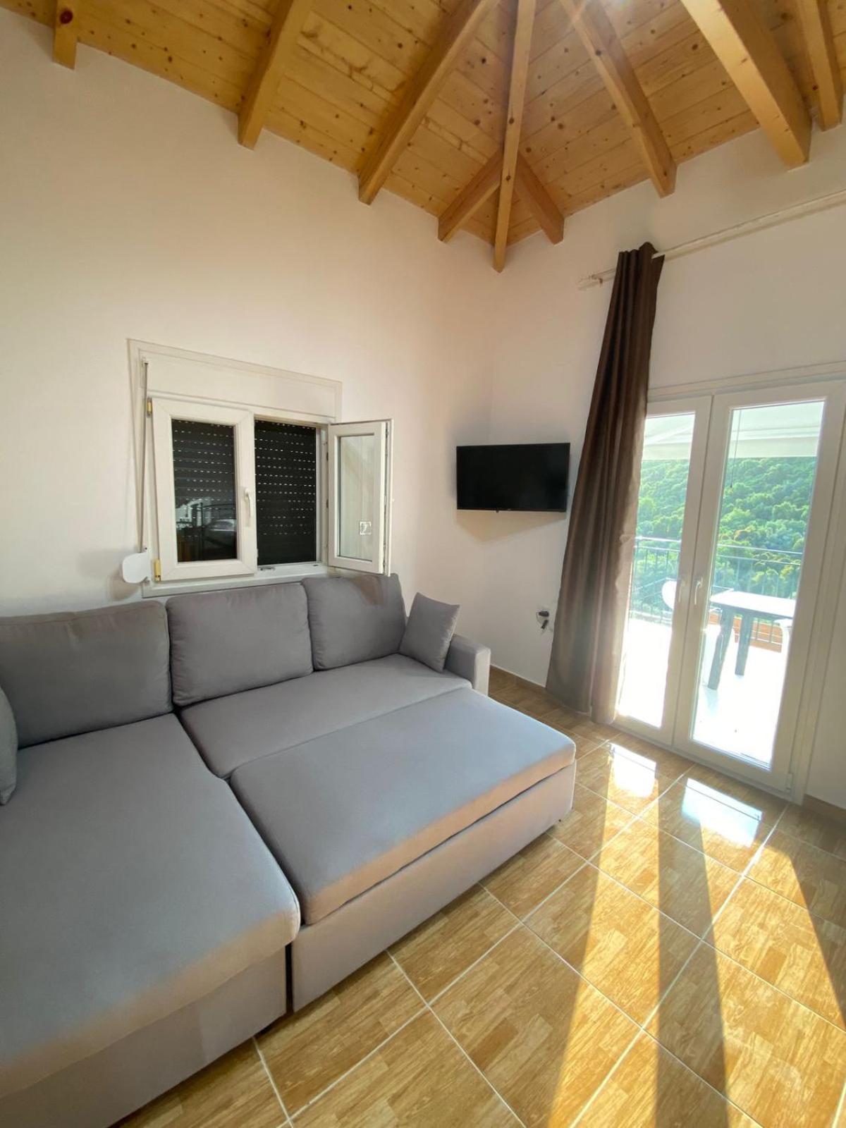 Babis Apartment Áyios Nikítas Dış mekan fotoğraf
